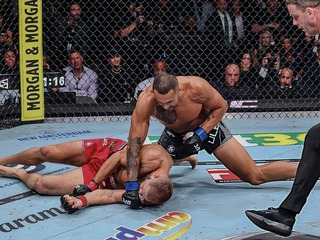 VIDEO Toto nečakal nikto: Jiří Procházka tvrdo prehral, titul berie Carlos Ulberg!