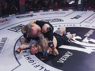 VIDEO Návrat po rokoch sa zmenil na tvrdú realitu: Slovenský veterán padol po tvrdom knokaute!