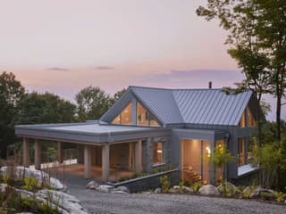 Vyzerá ako skromný dom, kým ho nezbadáte z druhej strany. Nazvali ho Kríž, ale pre iné dôvody, ako by ste čakali