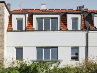 Keď deti odišli z domu, začali prerábať od podlahy. Takto to vyzerá, keď si manželia dajú vytvoriť bývanie pre seba