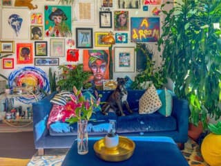 Miesto minimalizmu tu je trend plný farieb, osobitosti a radosti. Treba naň veľa odvahy a nie je pre všetkých!