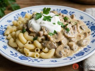 Neodolateľný tokáň s horčicou a hubami. Jedna z najchutnejších verzií maďarského tokáňa.