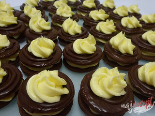 Nebo v hube - kakaové kolieska s poctivým maslovým krémom