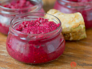 Veľkonočnú cviklu s chrenom pripravte podľa týchto pomerov. Bude výrazná, ale nie príliš ostrá.