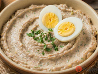 Bez tejto nátierky si u nás Vianoce nevieme predstaviť. Robíme ju do veľkej misy.