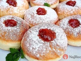 Konečne recept na šišky, ktoré sa vždy podaria. Navrchu chrumkavé a vo vnútri ako pavučinka.