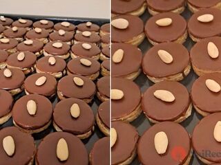 Orechové kolieska so žĺtkovým krémom. Rýchla klasika, ktorú stihnete aj na Štedrý deň.