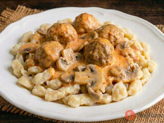 Hladný ako zbojník? Zabudnite na nudné rezne a skúste bakoňské zbojnícke guľky.