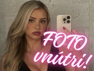 Najsexi hokejistka sveta vám nedá spávať: Plavky jej bujné prsia nezvládli!