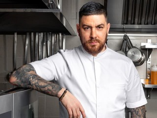 Martin Novák má doma veľkú kočku: Pozrite, aká je jeho Hanka prirodzene krásna!