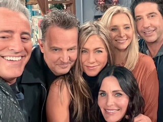 Bolo to brutálne, toxické a se*istické: Phoebe odkrýva šokujúce zákulisie seriálu Priatelia!