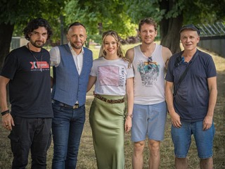 Košice si zahrali v seriáli Miša v Košiciach! Kandráč s Kolcúnom priniesli na pľac kus východniarskej energie