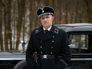V Dunaji ho zabili, ale určite nezapadne prachom! Seriálový Krüger sa pochválil vymakaným telom