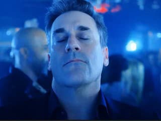 Slávny herec má o 17 rokov mladšiu ženu: Pri tejto kočke zatvára oči blahom!