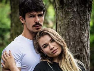 KRÁSNA SPRÁVA! Zaľúbenci z jojkárskeho seriálu čakajú bábätko