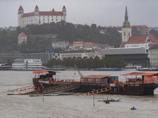 Zlá situácia v doprave aj na poštách: Pozrite si prehľad problémových úsekov a obmedzení!