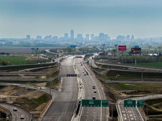Unikátna štvorprúdovka pri Bratislave: Pozrite si novú diaľnicu, obmedzenia ešte nekončia! (foto)