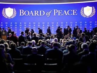 Trump založil Radu mieru: Orbán v prvej línii, Putin sľubuje miliardu a Slovensko bez pozvánky!