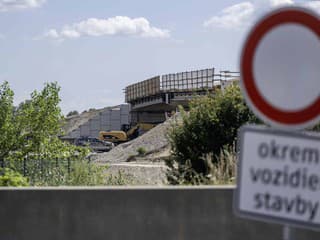 Vodiči pozor: Náhla zmena, veľká uzávera diaľnice pri Bratislave sa napokon odkladá!