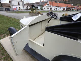 Pokazené auto cára zmenilo históriu: Tento unikátny model prvého auta u nás musíte vidieť (foto)