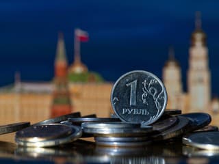 Ruský rozpočet narazil na realitu: Príjmy z ropy a plynu sa rekordne prepadli, deficit sa nafúkol o 1000 percent!