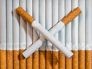 Zbytočná panika: Cigarety od júla nezdraželi. Kedy si fajčiari skutočne priplatia?