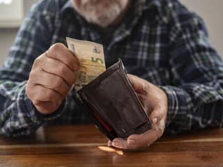 Očakávané zvýšenie dôchodkov sa blíži: Kto, kedy a o koľko viac dostane? (kalkulačka)