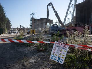 Stovky banských budov idú k zemi: Pozrite si koniec jednej éry na hornej Nitre! (foto)