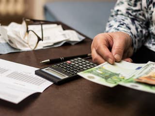 Priemerný dôchodok takmer 800 eur mesačne? Pozrite sa, koľko seniori na Slovensku v skutočnosti dostávajú!