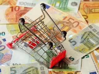 Máme sa pripraviť na najhoršie? NBS otvorene o tom, čo vojna v Iráne narobí s vašou hypotékou či cenami v obchodoch! (otázky a odpovede)