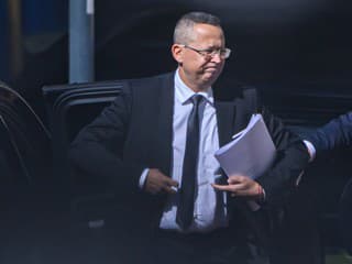 Mala by vláda siahnuť na trináste dôchodky či energopomoc? Ďalšia konsolidácia môže poriadne bolieť