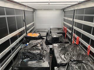 Veľký zásah za státisíce: Colníci odhalili u bulharského vodiča obrovský kontraband (foto)