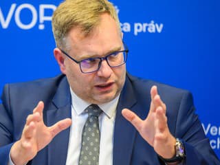 Na invalidný dôchodok čakala vyše roka: Dostávala len 30 eur mesačne, upozorňuje verejný ochranca práv!