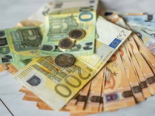 Čo všetko v súvislosti s peniazmi zaujíma Slovákov? Experti im dali jednoznačné odpovede