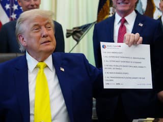 Podvod či geniálny ťah? Trump predáva elite drahocenné milisekundy. Bežní investori nemajú šancu!