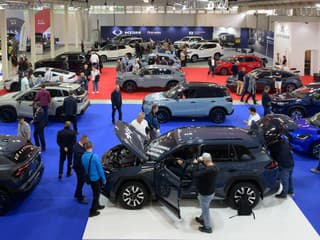 Desiatky značiek, horúce novinky aj autá snov: Pozrite sa, čo ponúka autosalón v Nitre! (foto)
