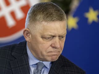 Nafta za tri eurá? Fico viní z vysokých cien vojny, ropné spoločnosti aj EÚ. Žiada spoločné európske riešenie