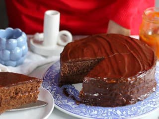 VIDEOTIP Legendárna Sacherova torta: Bude aj tá vaša ako z viedenskej cukrárne?