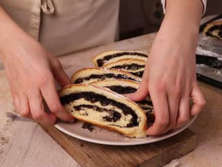 VIDEOTIP Voňavý makový závin de luxe: Chuť z babičkinej kuchyne, ktorá konkuruje pekárňam