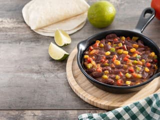 RECEPT na dnes: Aromatické vegetariánske chilli – bohatá chuť prekvapí aj milovníkov mäsa