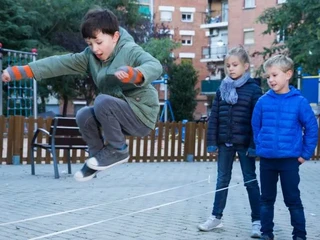 KVÍZ Rozpamätajte sa na svoje detstvo: Spomínate si na hry, ktoré ste hrávali v 80. a 90. rokoch?