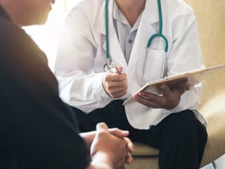 Máte vysoký cholesterol, aj keď sa vyhýbate mastným jedlám? Tieto dôvody prekvapia