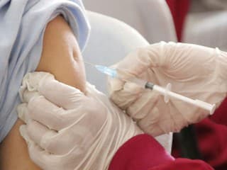 Je najvyšší čas: Odborníci upozorňujú, že na očkovanie proti chrípke už netreba čakať