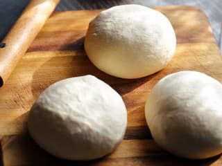 RECEPT na dnes: Parené buchty s jablkovo-karamelovou plnkou – klasika trochu inak