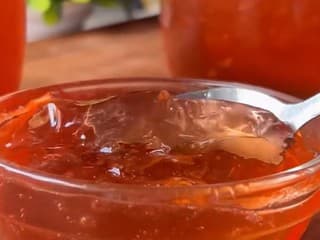 VIDEOTIP 2 ingrediencie a žiadna želatína: Pripravte si z jabĺk jemné domáce želé