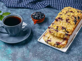 RECEPT na dnes: Jemný čučoriedkový chlebíček – sladkosť v dokonalej harmónii s citrónom