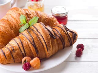 Pozor na tieto raňajky: 5 bežných volieb môže dlhodobo zhoršovať cholesterol