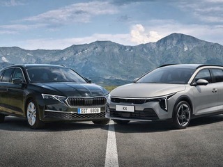 Boj veľkých kombi sa práve začal: nová K4 Sportswagon proti Octavii Combi Extra