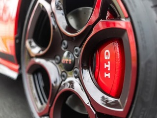 Najrýchlejší Golf GTI už kúpite aj na Slovensku. Edition 50 má čo ponúknuť