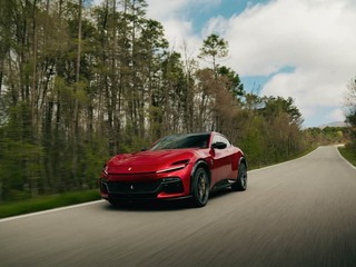 Handling Speciale je pre Ferrari Purosangue šoférskejšou alternatívou